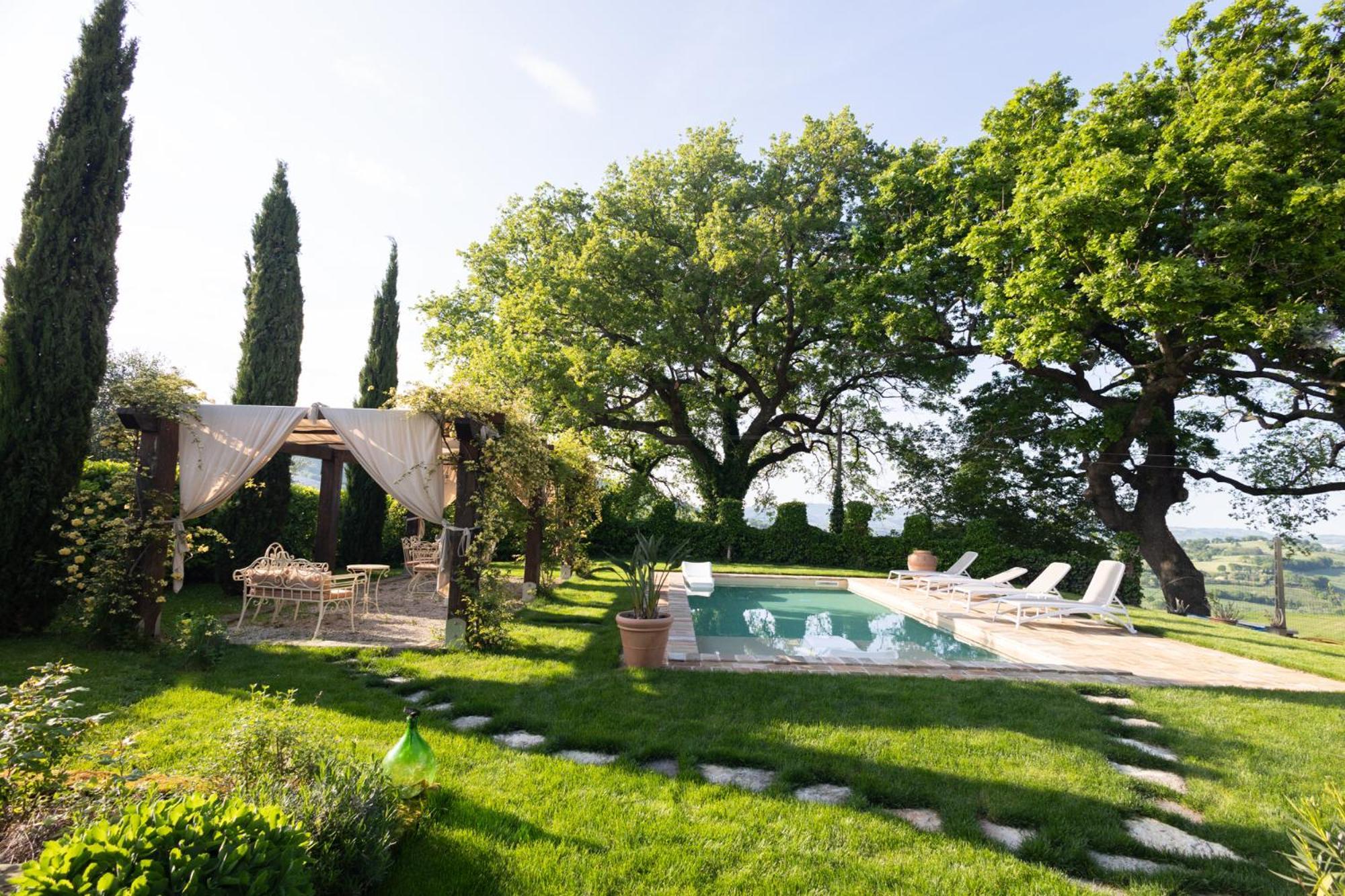 Ca' Le Cerque, Villa Surrounded By The Marche Nature フォッソンブローネ エクステリア 写真