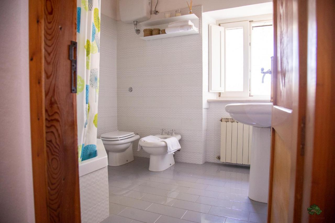 Ca' Le Cerque, Villa Surrounded By The Marche Nature フォッソンブローネ エクステリア 写真